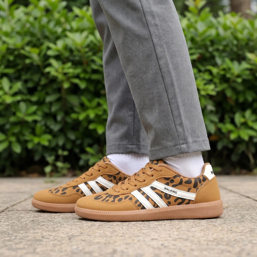 Pavlune - Sneaker Mit Schnürung Im Retro-Look Spaziergänge In Der Stadt Und Lange Wege Zu Fuß